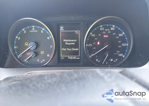 2017 Toyota Rav4 Le z USA, uszkodzony, nr VIN JTMZFREV5HJ135107